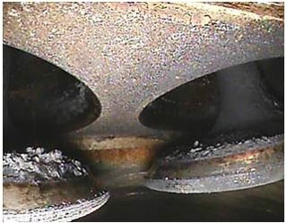 利用HIE系列內(nèi)窺鏡檢測到的發(fā)動機進氣門圖片二